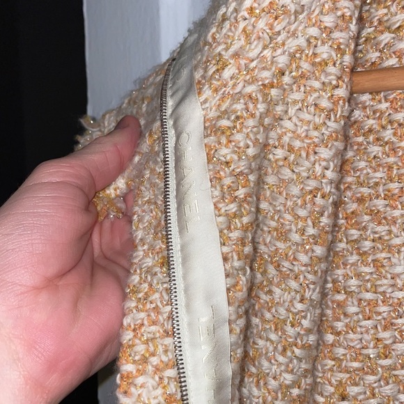 AUTHENTIC Chanel jacket in alpaca, wool, and polyester size FR 42 - Picture 7 of 7